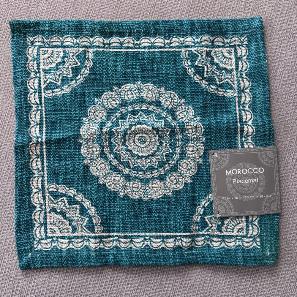 NWT Moroccan style placemat - set of 2